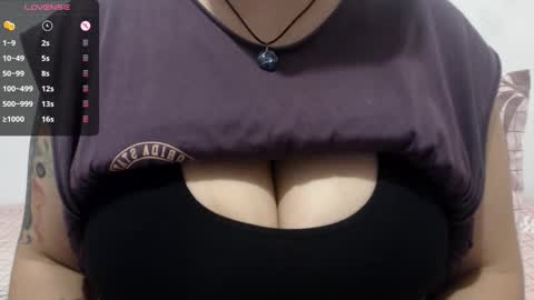 Snapshot of tarrant_ chatting on 9, 3, 2025 tarrant_ online show from 9, 3, 2025