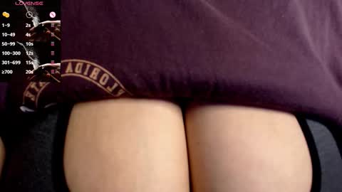 Snapshot of tarrant_ chatting on 22, 11, 2025 tarrant_ online show from 22, 11, 2025