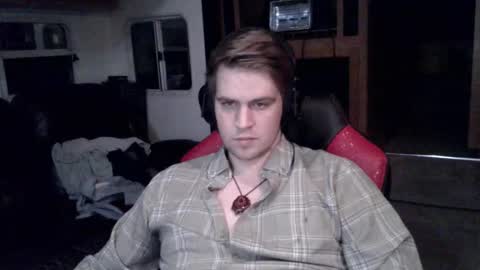 Snapshot of tarus333 chatting on 4, 12, 2025 tarus333 online show from 4, 12, 2025