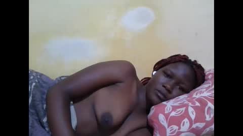 Snapshot of tashacute20 chatting on 22, 5, 2026 tashacute20 online show from 22, 5, 2026