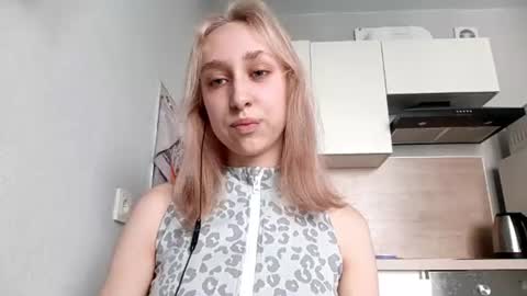 Snapshot of tashafroeliger chatting on 14, 6, 2026 Anita online show from 14, 6, 2026