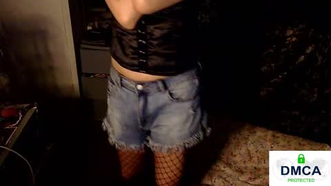 Snapshot of tashakai chatting on 18, 2, 2025 TashaKai online show from 18, 2, 2025