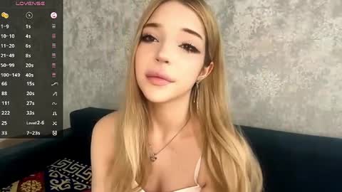 Snapshot of tashinadoncaster chatting on 8, 4, 2026 Viola online show from 8, 4, 2026