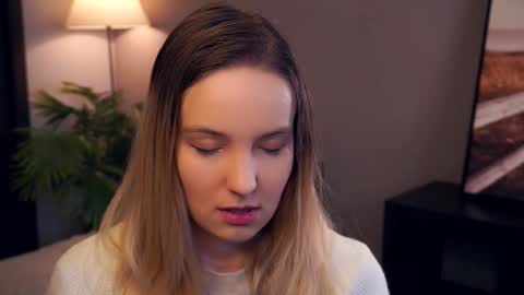 Snapshot of tashinapetitto chatting on 20, 10, 2025 Your Ressie online show from 20, 10, 2025