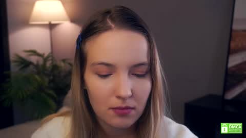 Snapshot of tashinapetitto chatting on 27, 10, 2025 Your Ressie online show from 27, 10, 2025