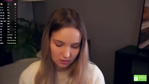 Snapshot of tashinapetitto chatting on 28, 10, 2025 Your Ressie online show from 28, 10, 2025