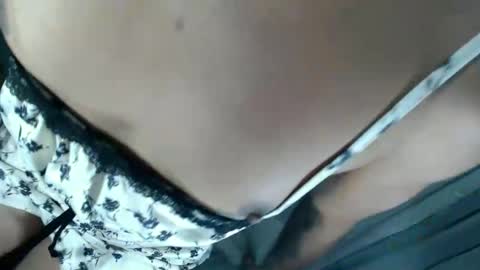 Snapshot of tasteofinnocent69 chatting on 28, 6, 2026 online show from 28, 6, 2026