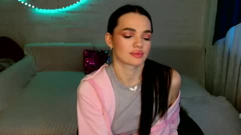 tasty_babyy online show from 19, 11, 2025