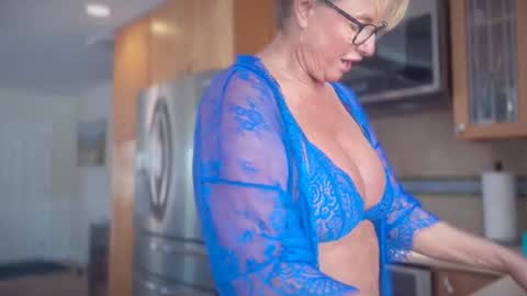 veronicabrian online show from 11, 2, 2026