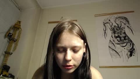 Snapshot of tata__goth_ chatting on 6, 3, 2026 tata__goth_ online show from 6, 3, 2026