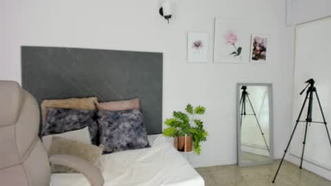 Snapshot of tati_saldarriaga chatting on 7, 11, 2025 Tati Saldarriaga online show from 7, 11, 2025