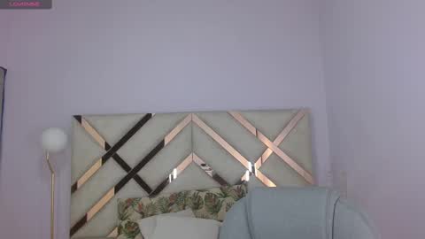 Snapshot of tati_saldarriaga chatting on 18, 11, 2025 Tati Saldarriaga online show from 18, 11, 2025