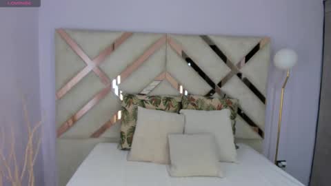 Snapshot of tati_saldarriaga chatting on 21, 11, 2025 Tati Saldarriaga online show from 21, 11, 2025