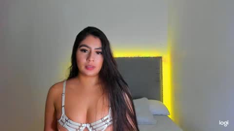 Snapshot of tatiana_2000 chatting on 19, 5, 2026 Tatiana online show from 19, 5, 2026