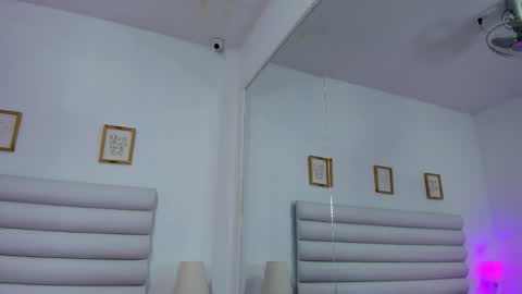 Snapshot of tatiana_arboleda chatting on 19, 9, 2025 tatiana_arboleda online show from 19, 9, 2025