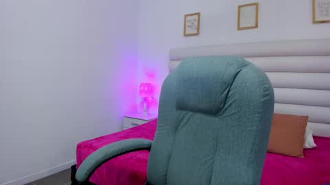 Snapshot of tatiana_arboleda chatting on 19, 9, 2025 tatiana_arboleda online show from 19, 9, 2025