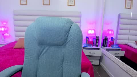 Snapshot of tatiana_arboleda chatting on 22, 11, 2025 tatiana_arboleda online show from 22, 11, 2025