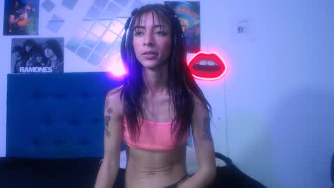 Snapshot of tatis_blux chatting on 12, 12, 2024 Tatiana  online show from 12, 12, 2024