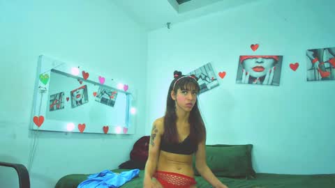 Snapshot of tatis_blux chatting on 25, 1, 2025 Tatiana  online show from 25, 1, 2025