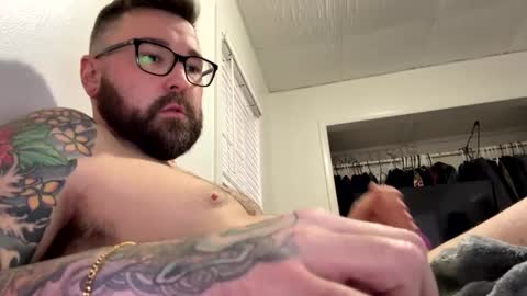 Snapshot of tattedcouple_777 chatting on 31, 12, 2024 MrMrs online show from 31, 12, 2024