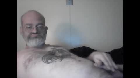 Snapshot of tattedpanther chatting on 15, 12, 2025 tattedpanther online show from 15, 12, 2025