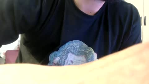 tatto_smoke_couple online show from 9, 7, 2026