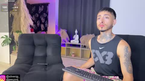 Snapshot of tattoguys_cums chatting on 22, 10, 2025 Jonathan Juan online show from 22, 10, 2025