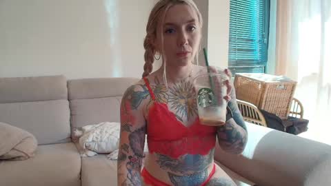 Snapshot of tattoobbgirl chatting on 4, 5, 2026 tattoobbgirl online show from 4, 5, 2026
