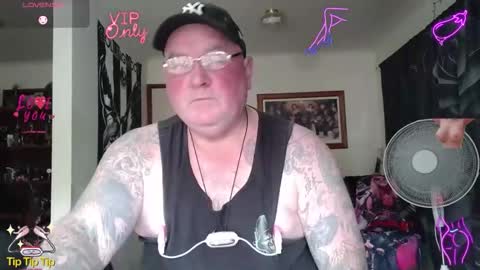 Snapshot of tattzsexy chatting on 5, 5, 2026 tattzsexy online show from 5, 5, 2026