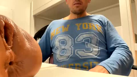 Tatuador40 online show from 2, 12, 2024