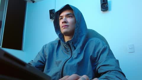 taurus4k online show from 12, 2, 2025