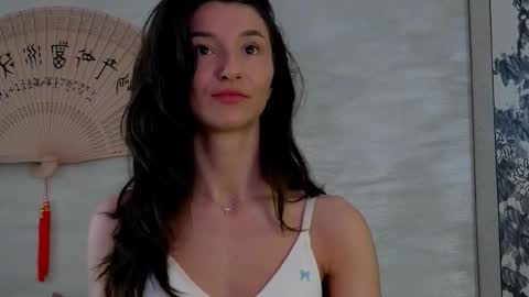 TayaKayan online show from 15, 4, 2026