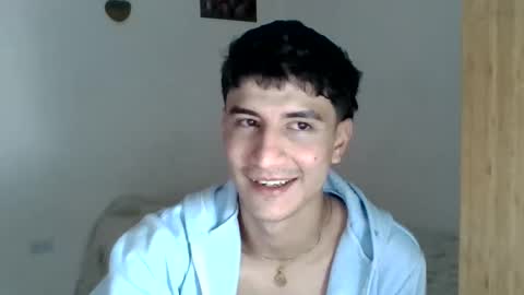 Snapshot of taylor1520 chatting on 12, 11, 2025 taylor1520 online show from 12, 11, 2025