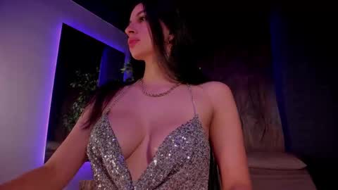 Snapshot of taylor_jonnees chatting on 11, 2, 2025 Taylor  Help me to get 100 thumbs up online show from 11, 2, 2025