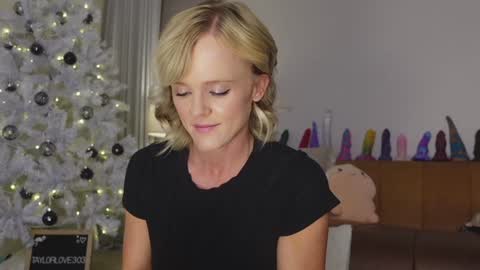 Taylor --  online show from 30, 11, 2025