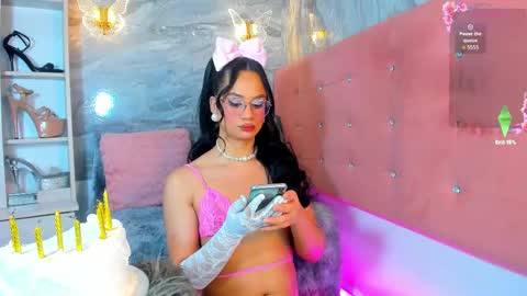 Taylor Sanz online show from 4, 12, 2025