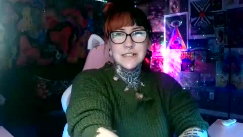 Snapshot of taylorkwinnxxx chatting on 28, 1, 2025 Sarah T online show from 28, 1, 2025