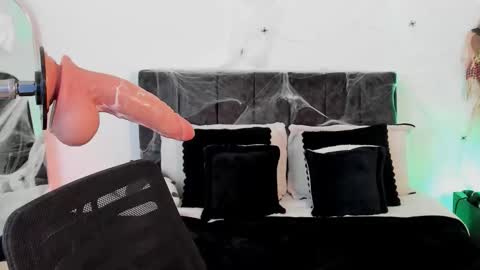 Taylor online show from 24, 10, 2025