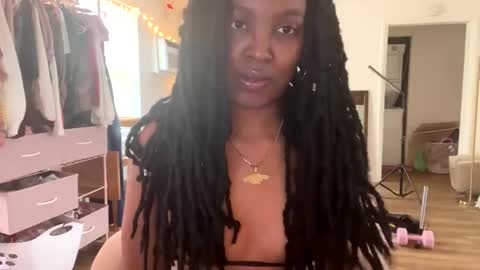 Taylor online show from 11, 4, 2026