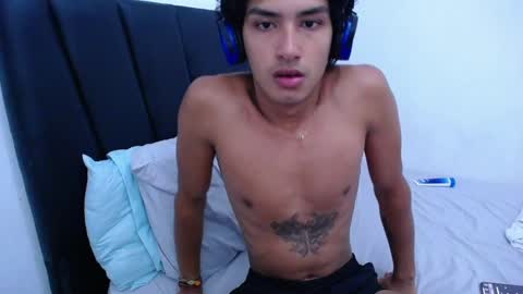 Tayron online show from 16, 2, 2025