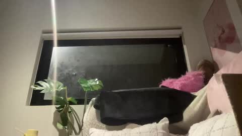 Snapshot of tayrosees chatting on 21, 5, 2026 Tay Rose online show from 21, 5, 2026