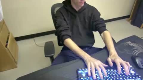 Snapshot of tbone_93 chatting on 30, 7, 2026 Tbone online show from 30, 7, 2026