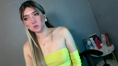 Snapshot of te_amo28 chatting on 9, 2, 2025 ellaine online show from 9, 2, 2025