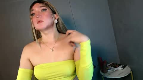 Snapshot of te_amo28 chatting on 27, 2, 2025 ellaine online show from 27, 2, 2025