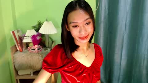 Snapshot of teamo_kiara chatting on 5, 2, 2025 your future wife online show from 5, 2, 2025