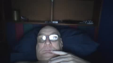 Snapshot of tebb61 chatting on 6, 10, 2025 Mark online show from 6, 10, 2025