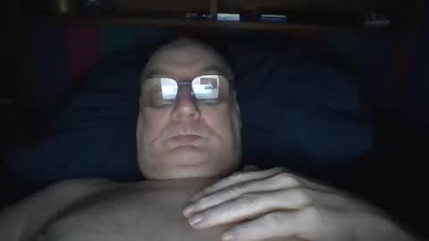 Snapshot of tebb61 chatting on 9, 10, 2025 Mark online show from 9, 10, 2025