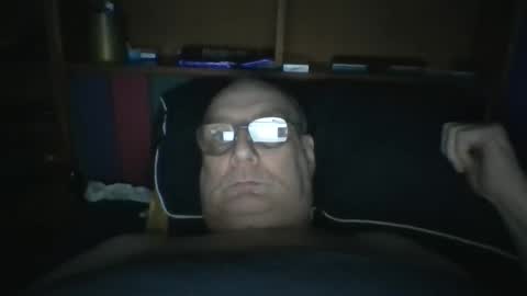 Snapshot of tebb61 chatting on 23, 11, 2025 Mark online show from 23, 11, 2025