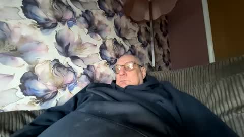 Snapshot of tebb61 chatting on 12, 1, 2026 Mark online show from 12, 1, 2026