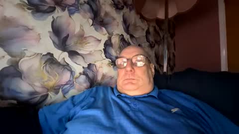 Snapshot of tebb61 chatting on 8, 2, 2026 Mark online show from 8, 2, 2026